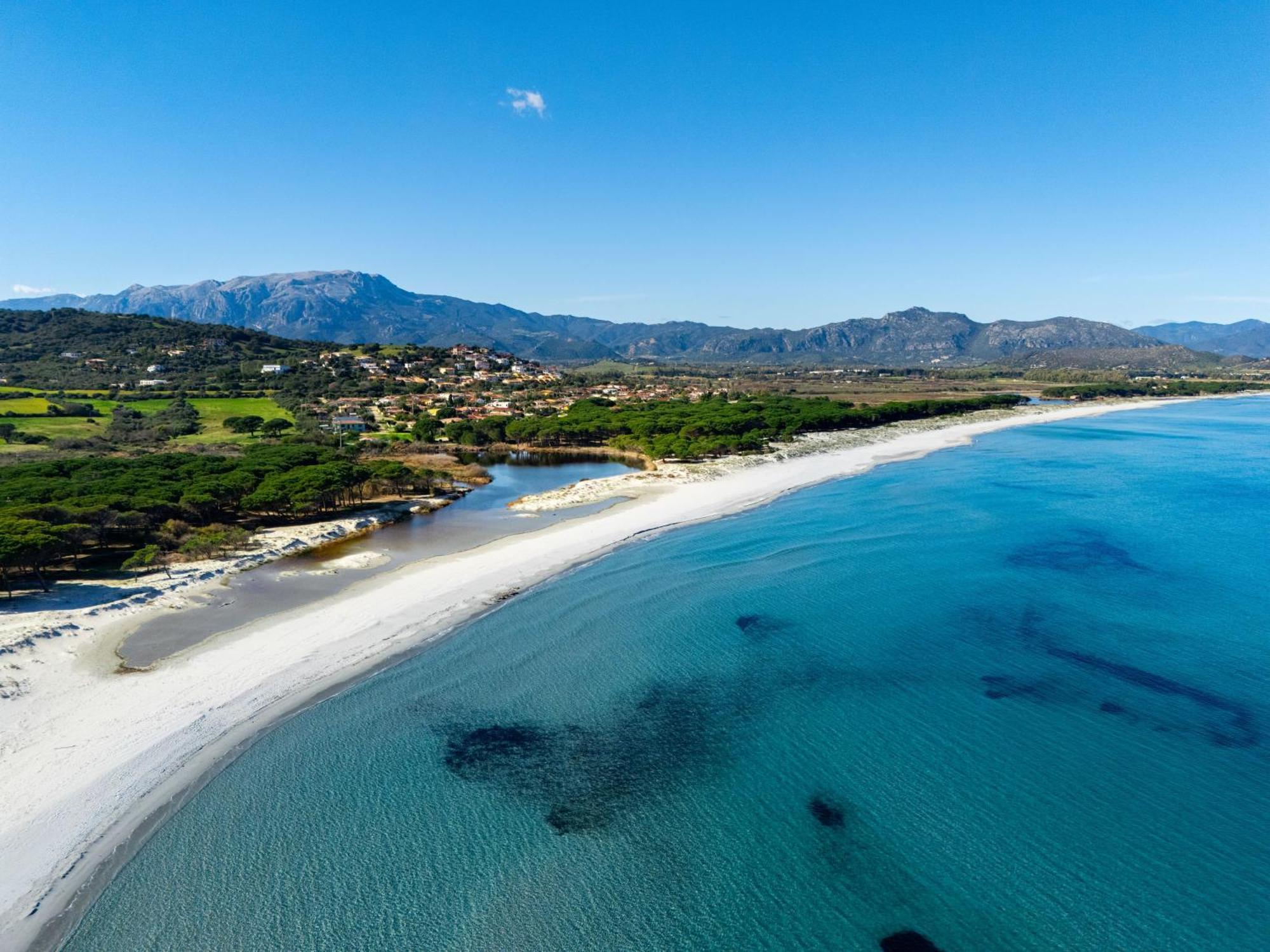 Corona'S Apartment- Fronte Spiaggia Ла-Калетта Екстер'єр фото