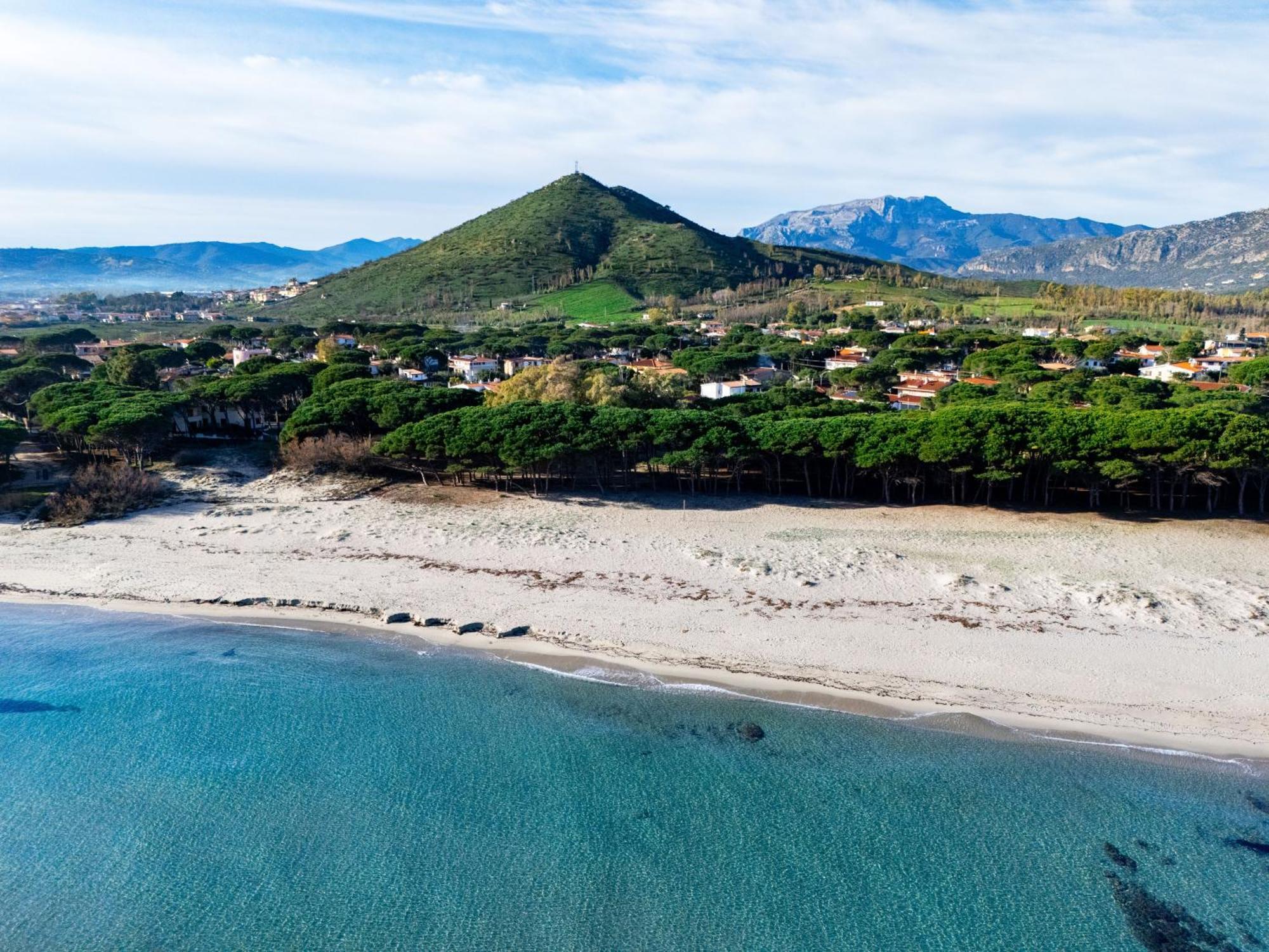Corona'S Apartment- Fronte Spiaggia Ла-Калетта Екстер'єр фото